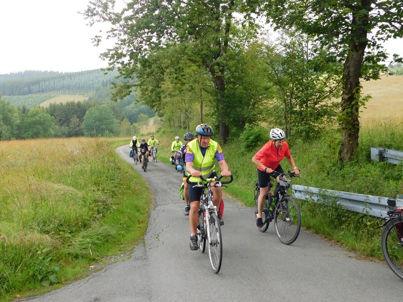 fietsen richting Biggesee en Winterberg in 2020
